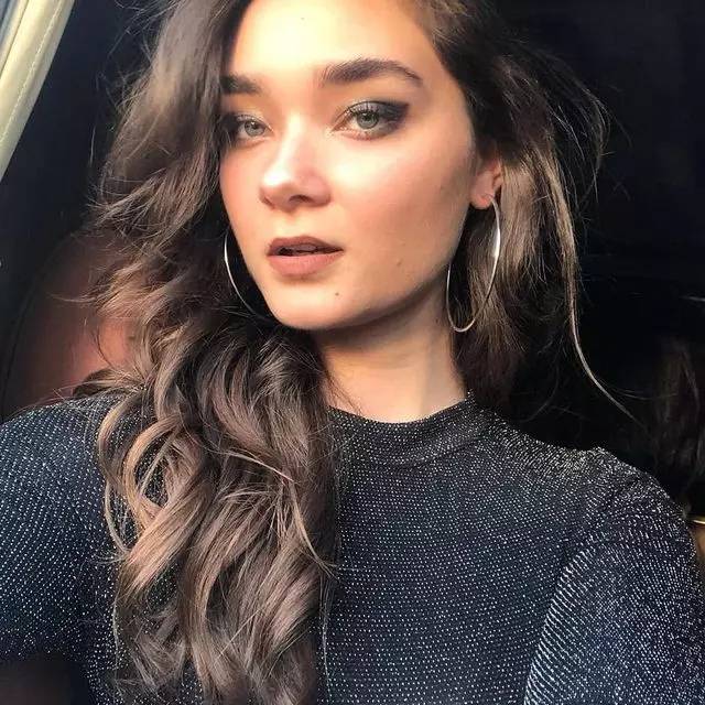 Bez Bebek’in Özge’si Sibel Kasapoğlu’nun değişimi olay oldu: Genç oyuncunun son hali sosyal medyada hayran bıraktı 7